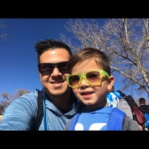 Meet your Posher, Thomas